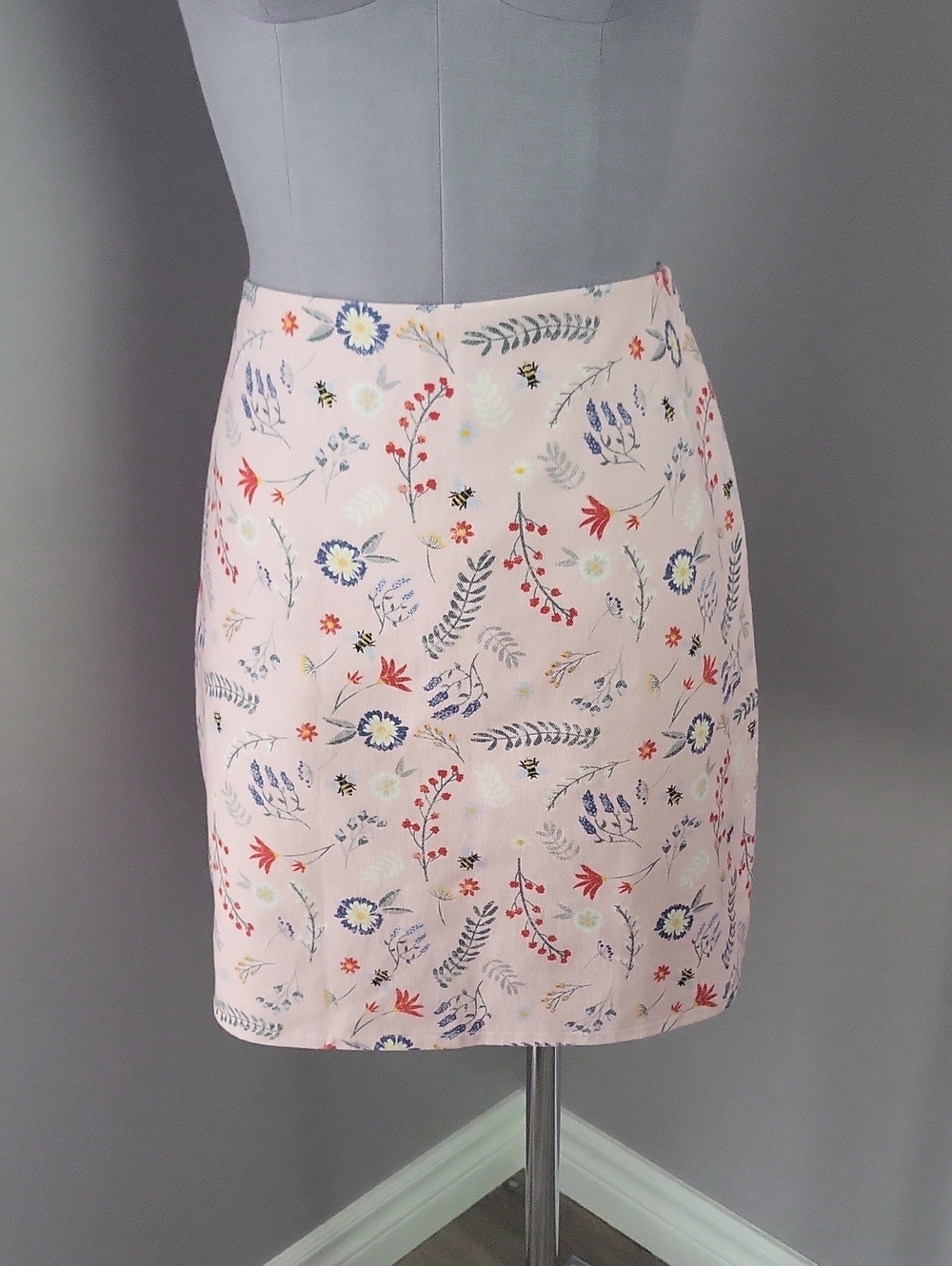 TWIK Simons Pink Floral Print Mini Skirt